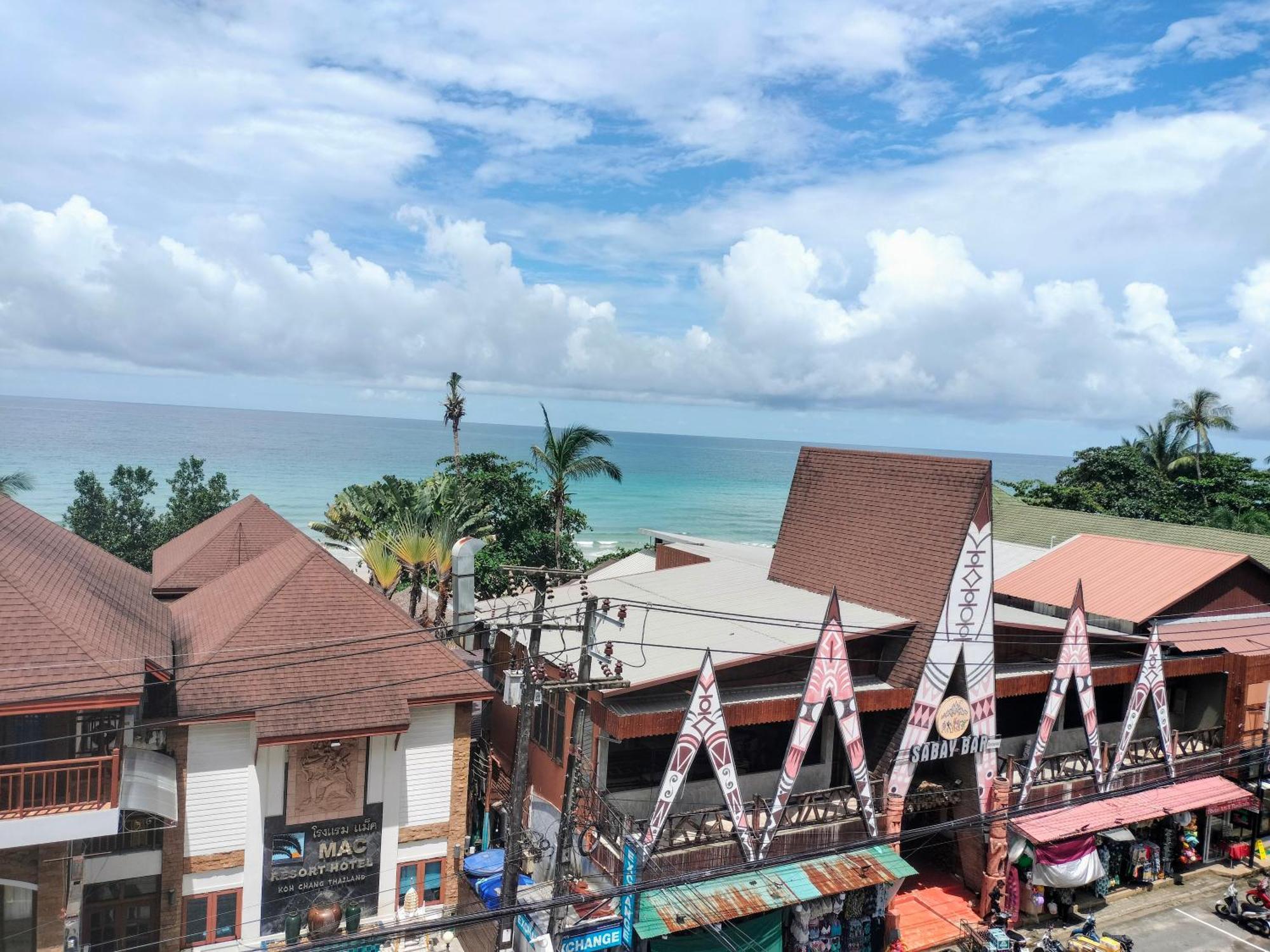 Baan Saikao Plaza Hotel & Service Apartment Koh Chang Esterno foto